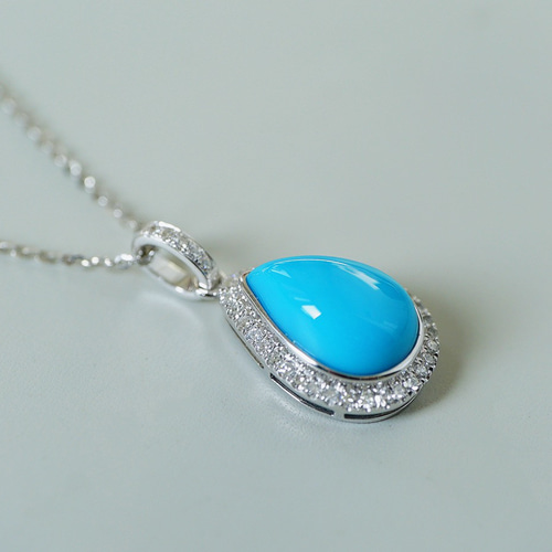 眠り姫」K18ゴールド 成功・繁栄・健やかな体・旅の安全 12月の誕生石