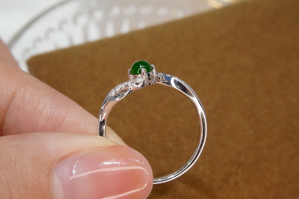 天然ダイヤモンド付きヒスイリングk18