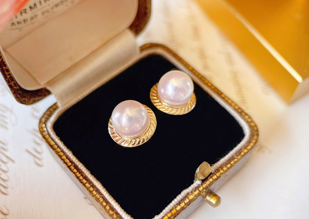 【高級】あこや真珠　ピアスk18