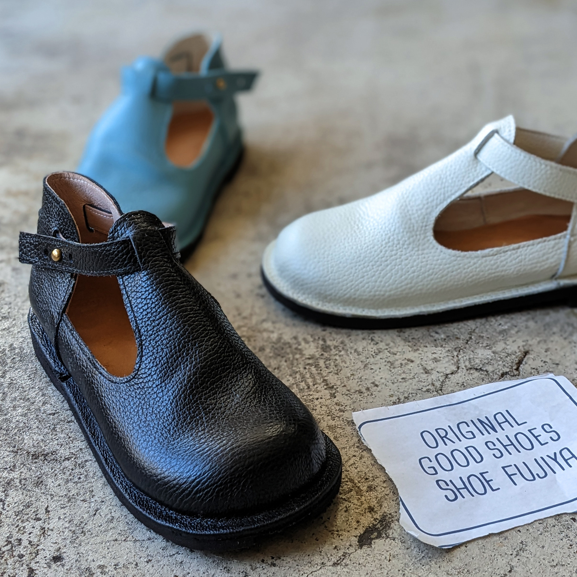 Tストラップサンダル●3カラー 14,060円