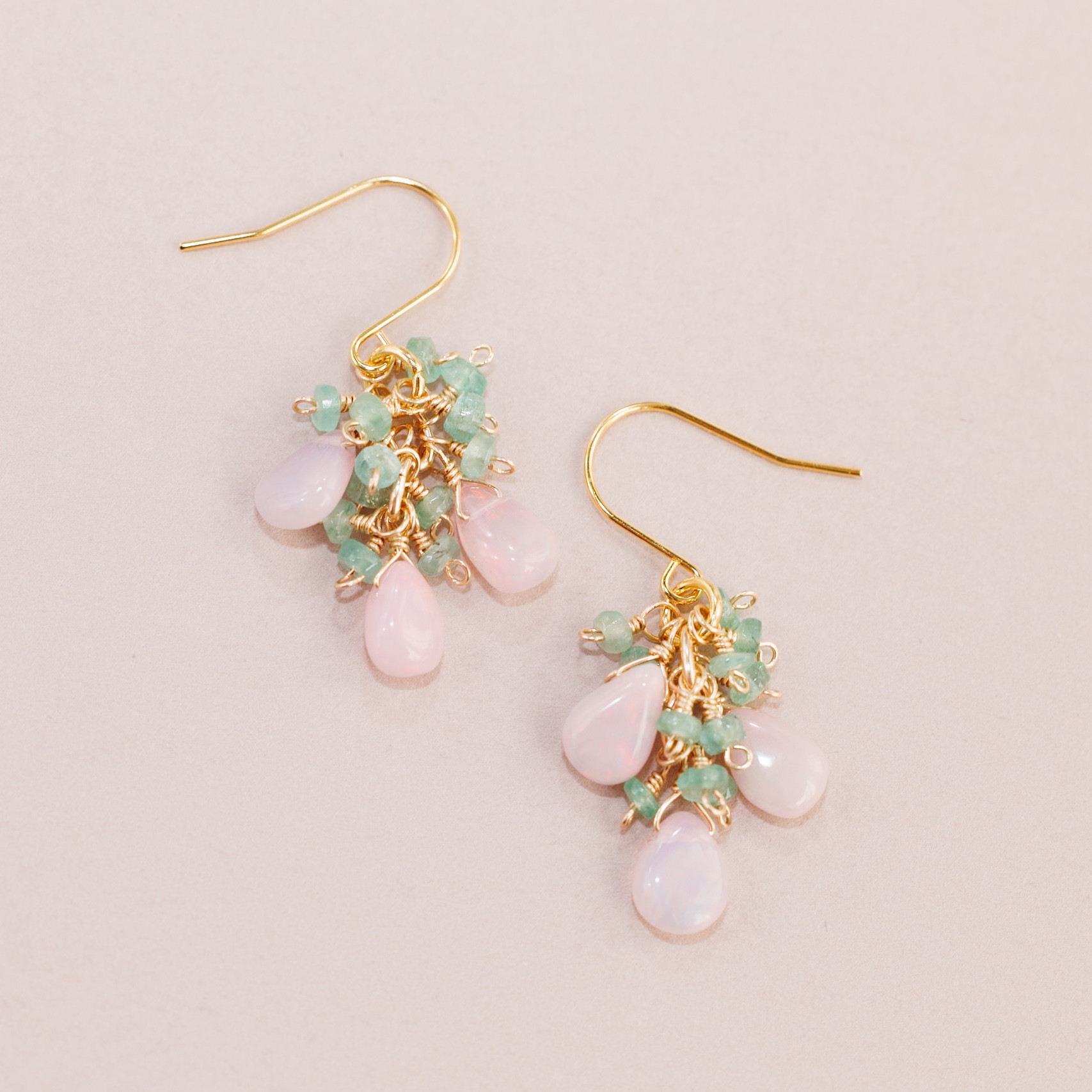 ピンクオパール エメラルド ピアス イヤリング ピアスチャーム