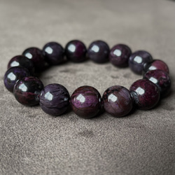 【希少】★世界三大ヒーリングストーン　天然 高品質 スギライト 1点物】超レア！希少色☆世界三大ヒーリングストーン☆sv925