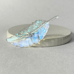 エメラルドグリーンの宝石風ヘアゴム / 青 / 半球 / レジン / 海