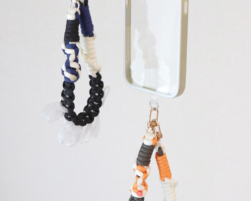 【オーダー見本】パラコード　スマホハンドストラップ　フリル　推し活　アイドル オーダー見本】パラコード スマホハンドストラップ フリル 推し