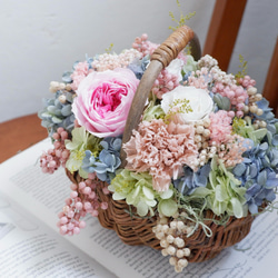 木の実のドライフラワーリース】秋の恵みを感じるナチュラルな玄関飾り