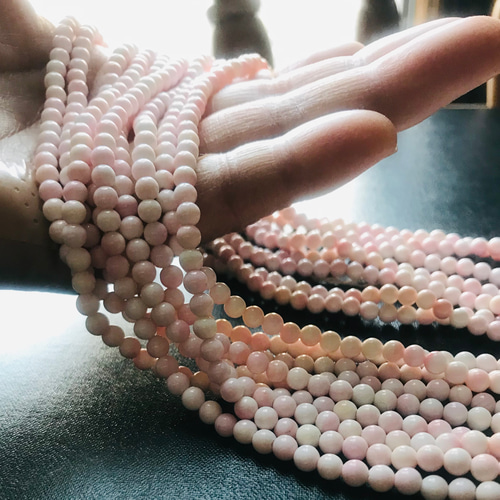 494 癒しのアクセサリー製作に カリブ海の宝石 4 ㍉ラウンドAAA