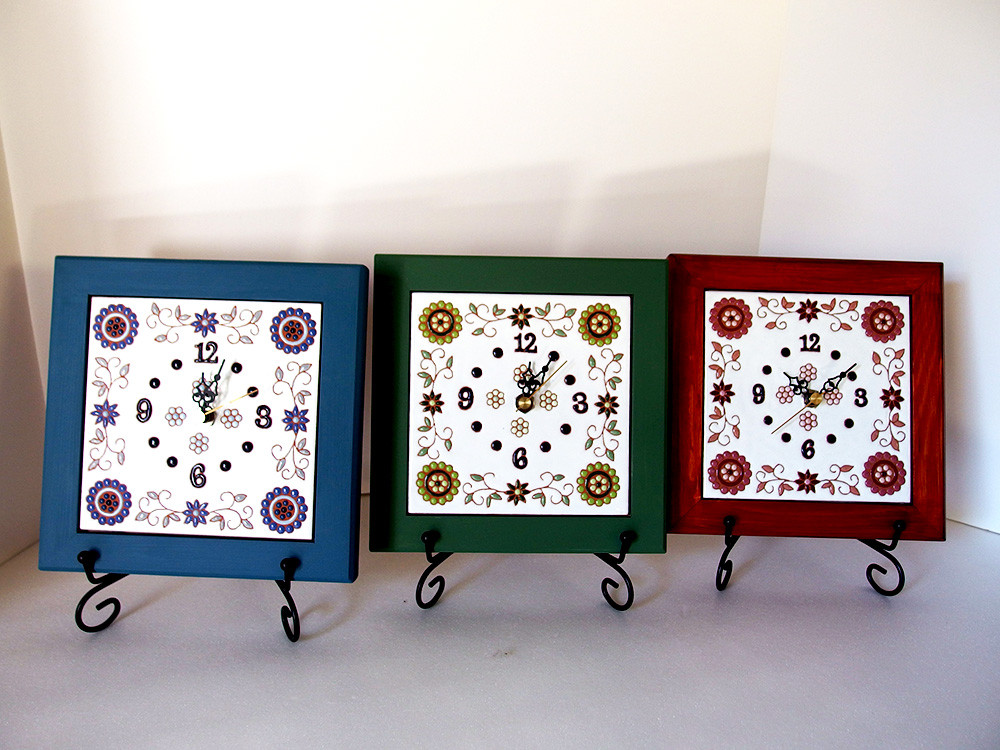 掛け時計　置き時計　3色から選べるスペインタイルの時計　ホルムシリーズ