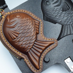 Creare】栃木レザー 本革 たい焼きポーチ ICカード対応 財布