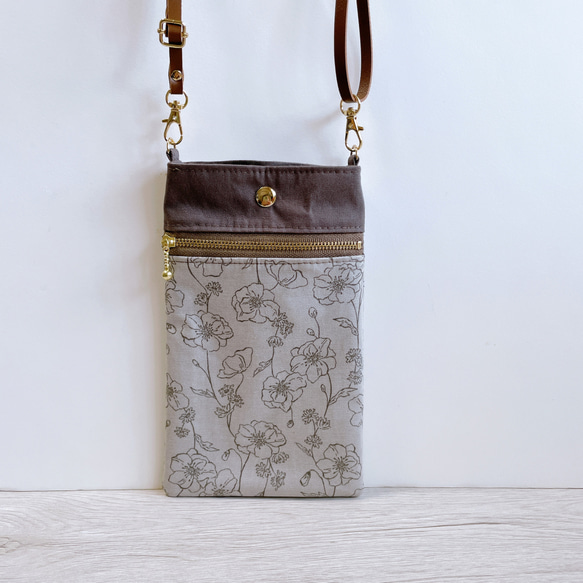 スマホショルダー フラワーアート×ブラック ベージュ/サコッシュポシェット スマホポーチ サブバッグ/合皮◎ギフト母の日 12枚目の画像