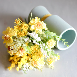 【ミモザ・スズラン】春いっぱい詰め込んだ春色造花ブーケ【花器込み】 4枚目の画像