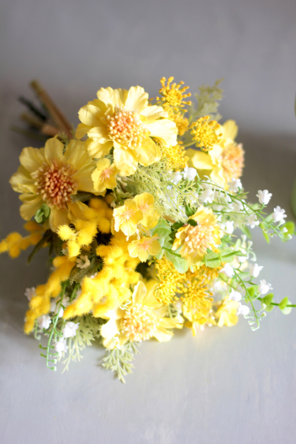 【ミモザ・スズラン】春いっぱい詰め込んだ春色造花ブーケ【花器込み】 12枚目の画像