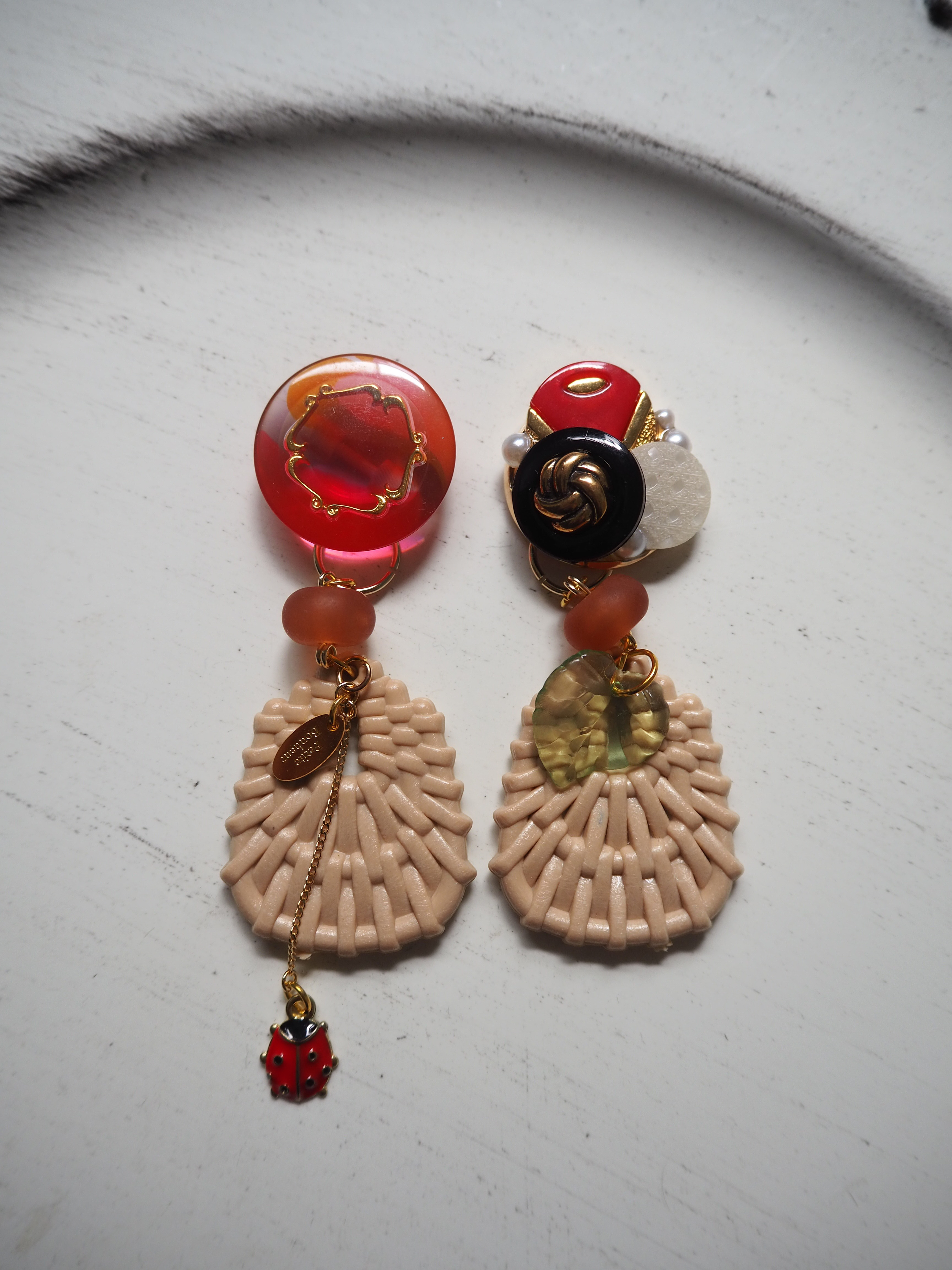 ボタンアクセサリー/ピアス/てんとう虫 5,280円