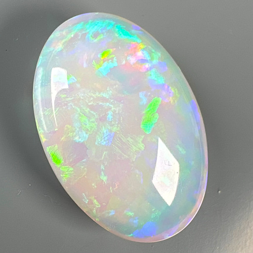 ホワイトオパールのルースです。 オパール 4.45ct ルース オーストラリア産 ホワイトオパール