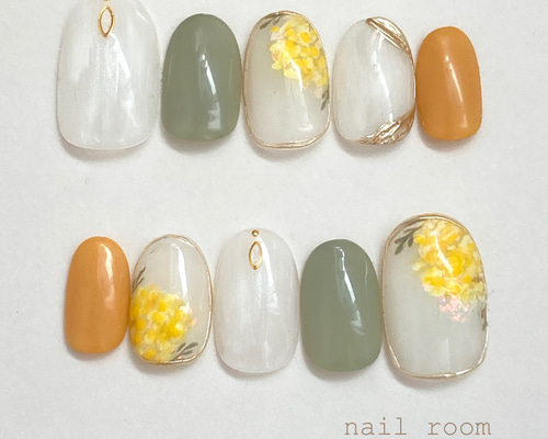 パールネイルチップ イエロー　ミモザネイル ミモザネイル♡ ネイルチップ（つけ爪） jun❤︎nail 通販
