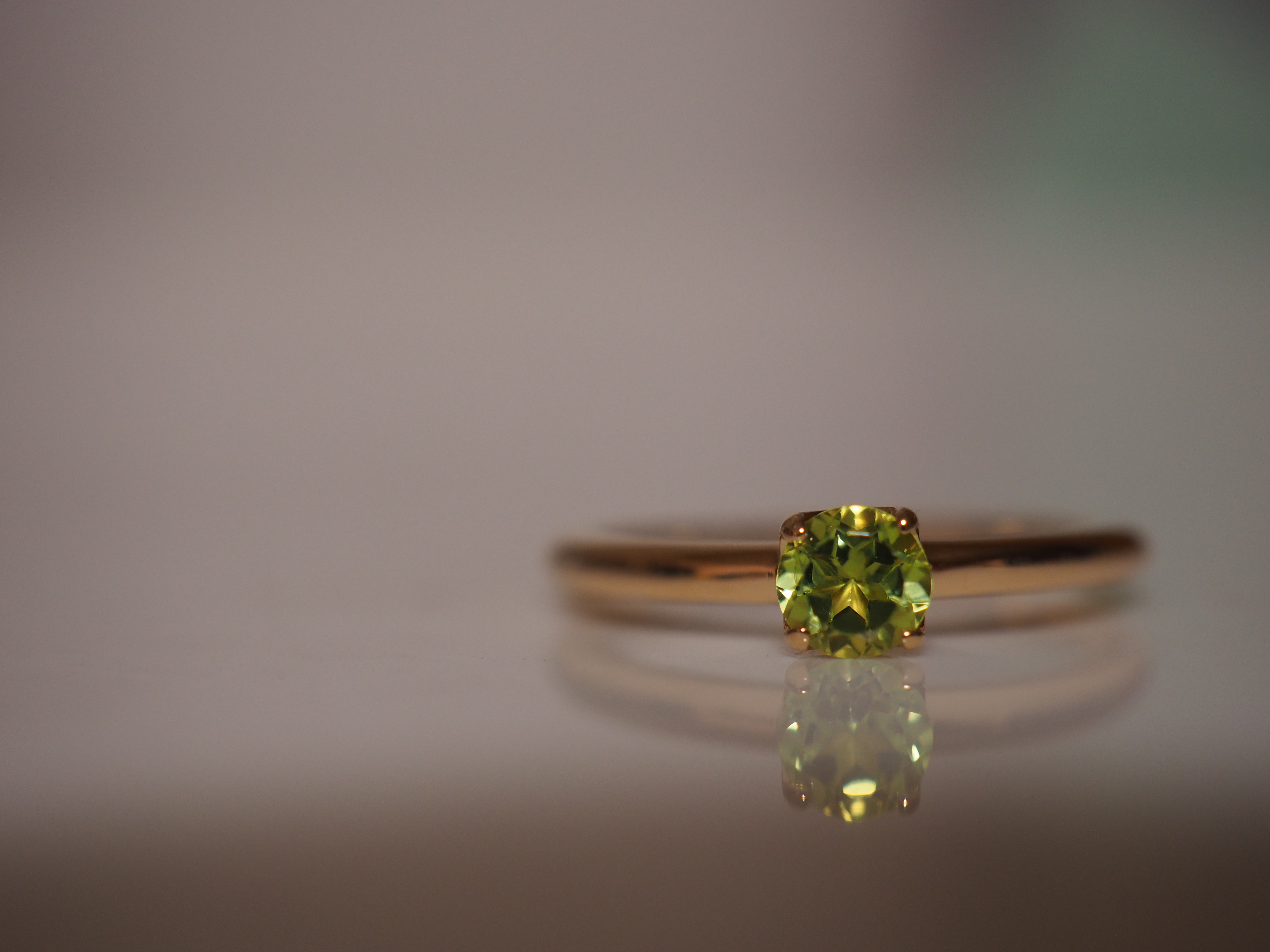 [ペリドットリング]　 細いリング　  K10イエローゴールド｜詳細画像