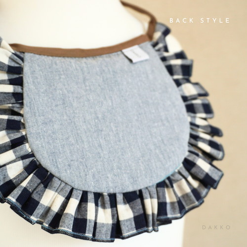 DAKKO：犬用：岡山デニムとギンガムチェックフリルスタイ ペット服