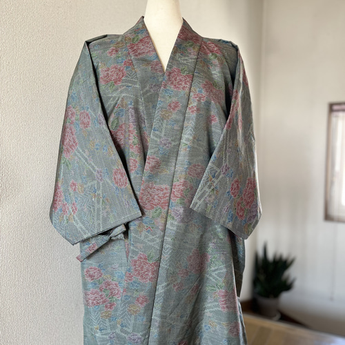 大島紬 着物リメイク 作務衣 華牡丹 現品のみ 和のお洒落上衣