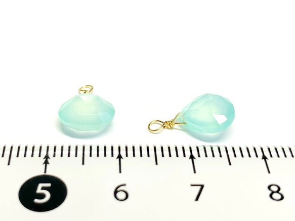 【天然石チャーム】シーブルーカルセドニー 8mm　マロン　14kgf　２個　ハンドメイド素材 4枚目の画像