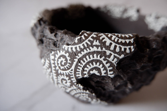 3.5号蛸唐草黒鉢887　和柄　塊根植物　多肉植物　盆栽　植木鉢　作家鉢　沖縄 2枚目の画像