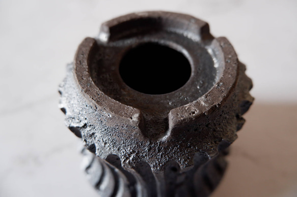 4号窯変黒鎬鉢890　塊根植物　多肉植物　盆栽　植木鉢　作家鉢　鉢皿　沖縄 6枚目の画像