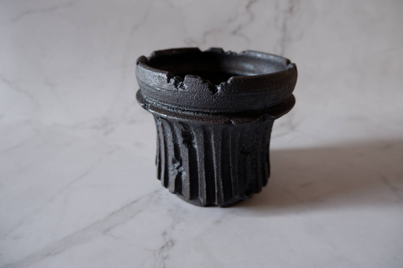 4号窯変黒鎬鉢890　塊根植物　多肉植物　盆栽　植木鉢　作家鉢　鉢皿　沖縄 1枚目の画像