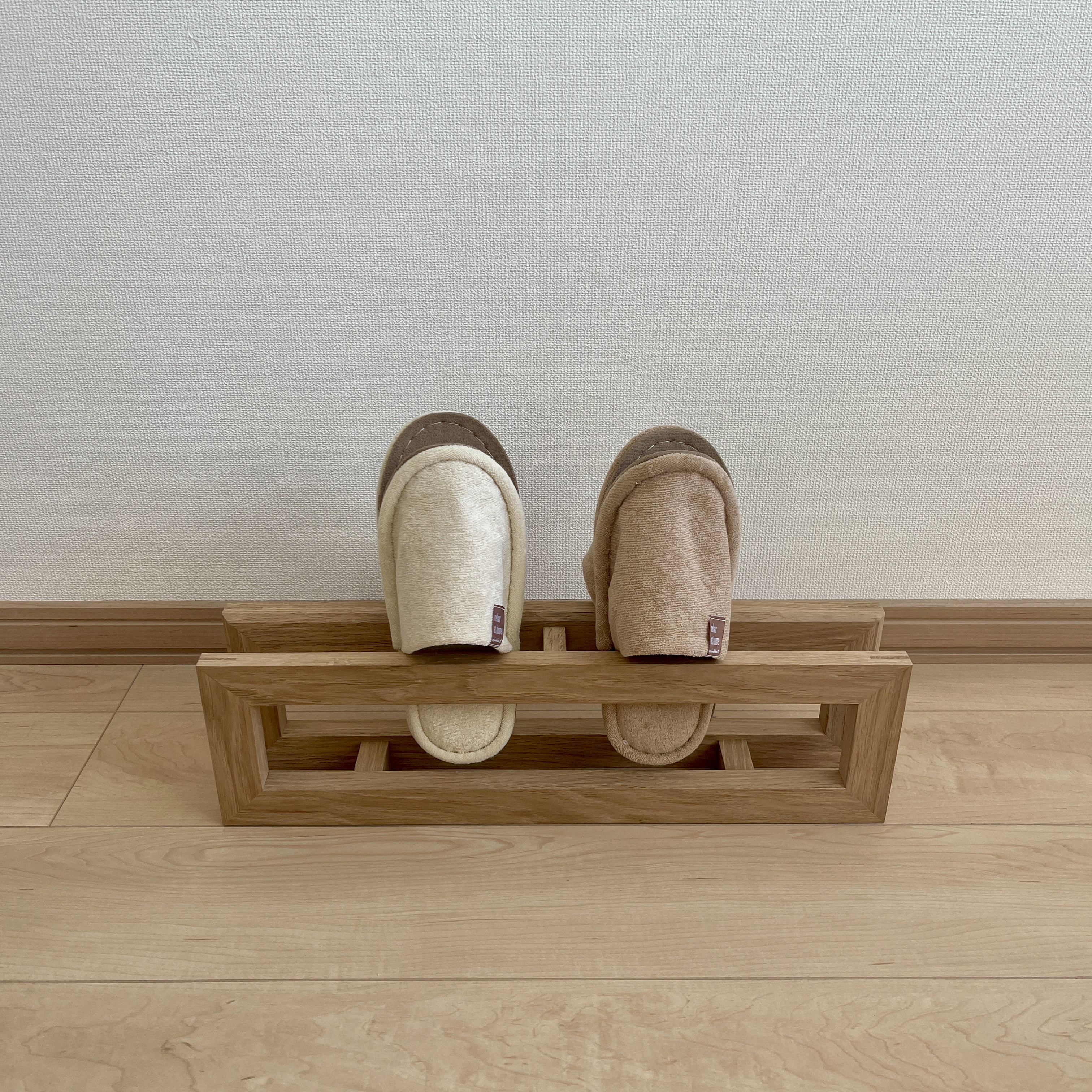 【受注生産・サイズ変更オーダー可能】北海道の森から生まれたスリッパラック｜北海道産なら材