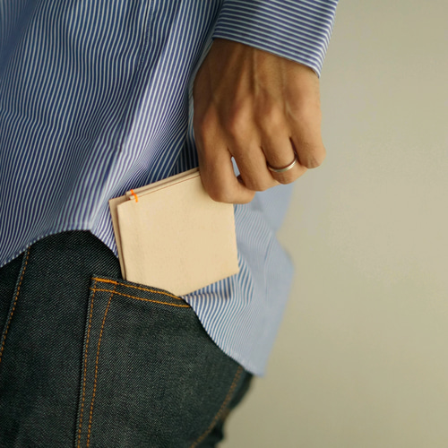 ヌメ革の本革薄型財布ウォレット ORIGAMI Slim（オリガミスリム