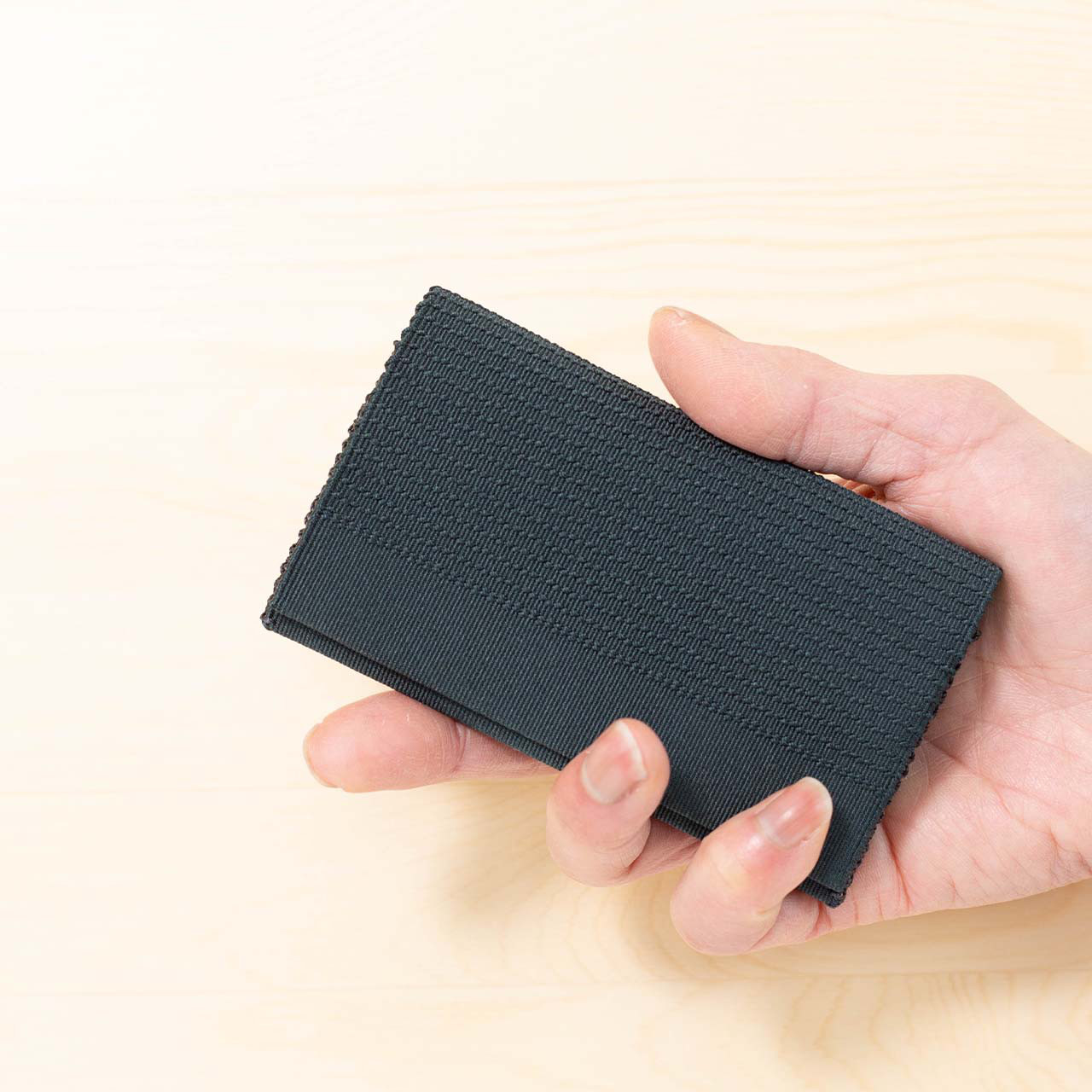 名刺入れ メンズ 西陣織 綴 正絹 シルク 日本製 京都 伝統工芸 高級 名刺ケース カードケース ビジネス ギフト