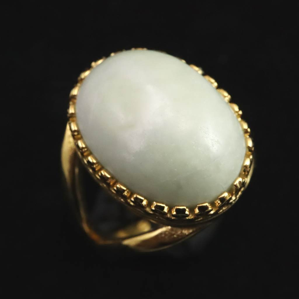 糸魚川翡翠　ヒスイ　20mmオーバル　リング　フリーサイズ 18KGP 8.6ｇ #23384