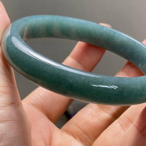 BG9-04 美品 糯氷種 灰藍色 61.0MM グアテマラ産 本翡翠 バングル