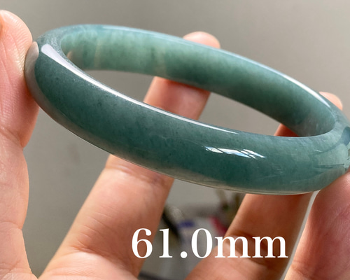 BG9-04 美品 糯氷種 灰藍色 61.0MM グアテマラ産 本翡翠 バングル