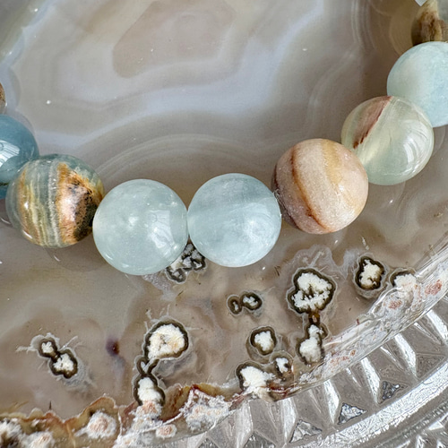 母岩付きブルーカルサイトブレスレット1117 ブレスレット 円と縁