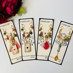 不思議の国のアリス」【白ウサギ(トランプ)】アンティークゴールド