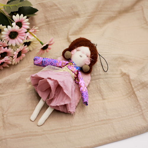 NOMAD`s charm 天使の羽 布ドールキーホルダー バッグチャーム