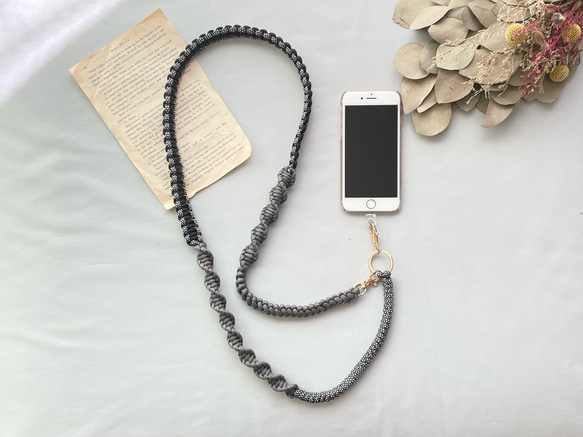 パラコードで作るスマホショルダーストラップ(新色モノトーン