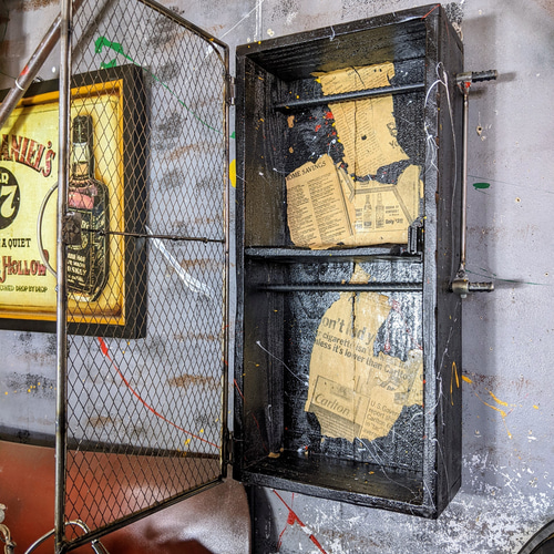 メッシュロッカーを思わせるキーボックス アメリカンヴィンテージ