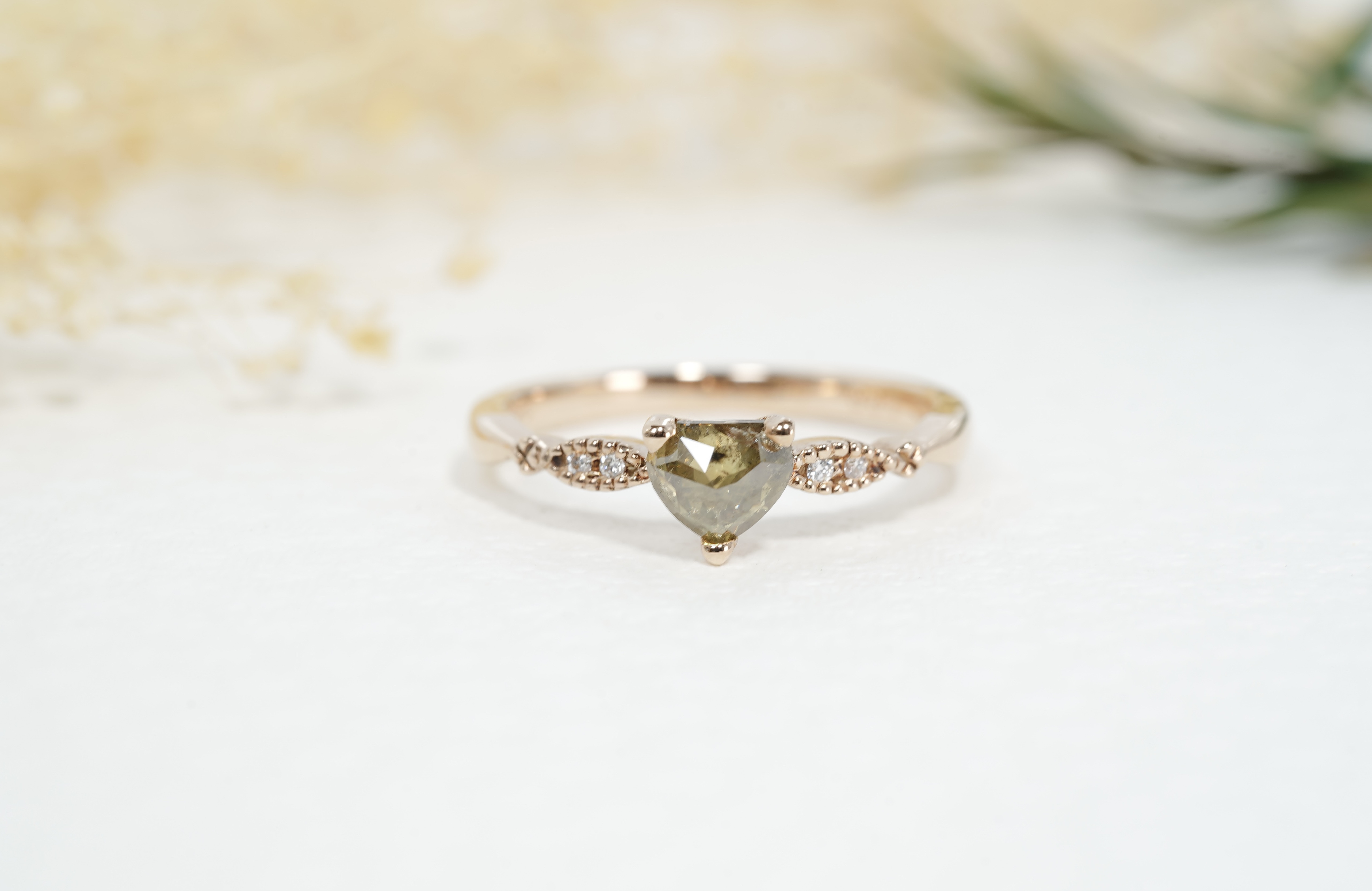 K10YG  ”癒しの輝き”ハート（マロン）ローズカット 天然ダイヤモンド リング