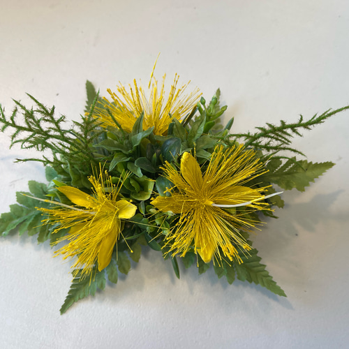 レフア髪飾り 黄色レフアの人気髪飾りクリップ。フラダンス、ハワイ島 ヘアクリップ