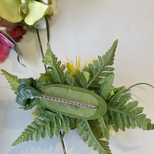 黄色レフアの人気髪飾りクリップ。フラダンス、ハワイ島 ヘアクリップ