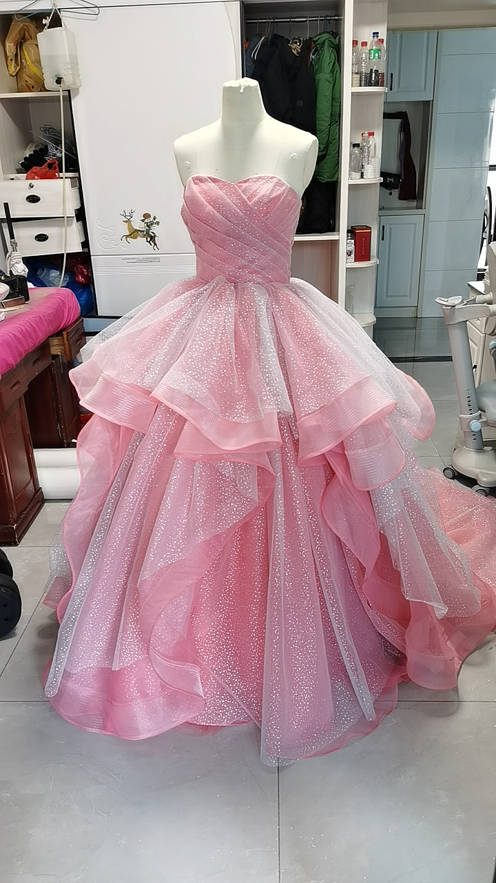 美品！カラードレス ピンク ベアトップ ラッフルフリル キラキラチュール 編み上げ 可愛い