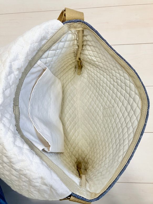 底角補強！北欧風花柄キルティングショルダーバック　通園　図書・絵本袋 5枚目の画像