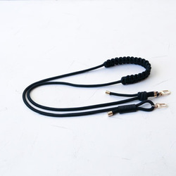 輕盈的花邊編織圓繩肩帶，四種顏色可選。長度可調，防掉落，附標籤。 第6張的照片