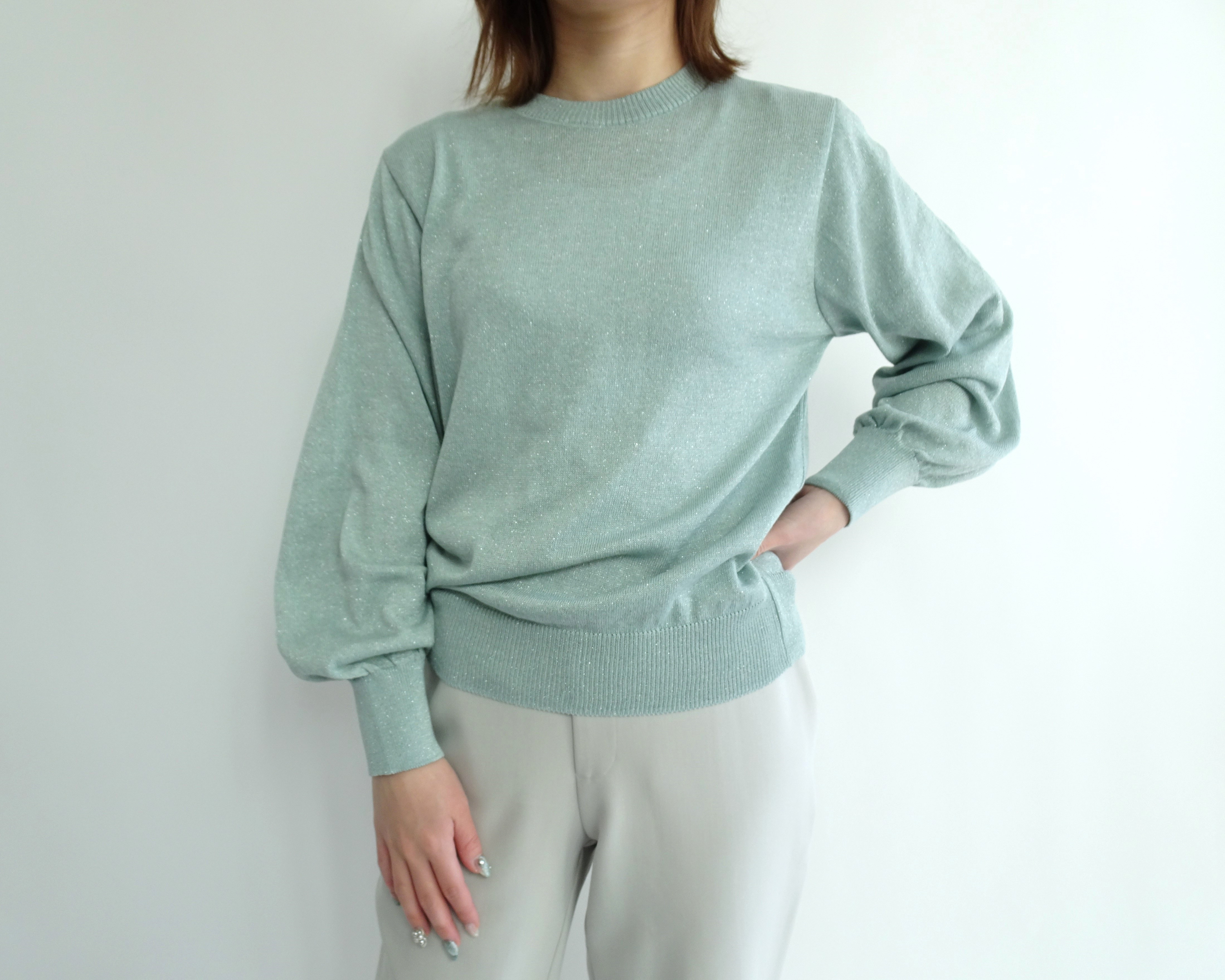 2カラー、ラメ入り袖口ボリューム春ニット＜アクアグリーン＞＜ネイビー＞