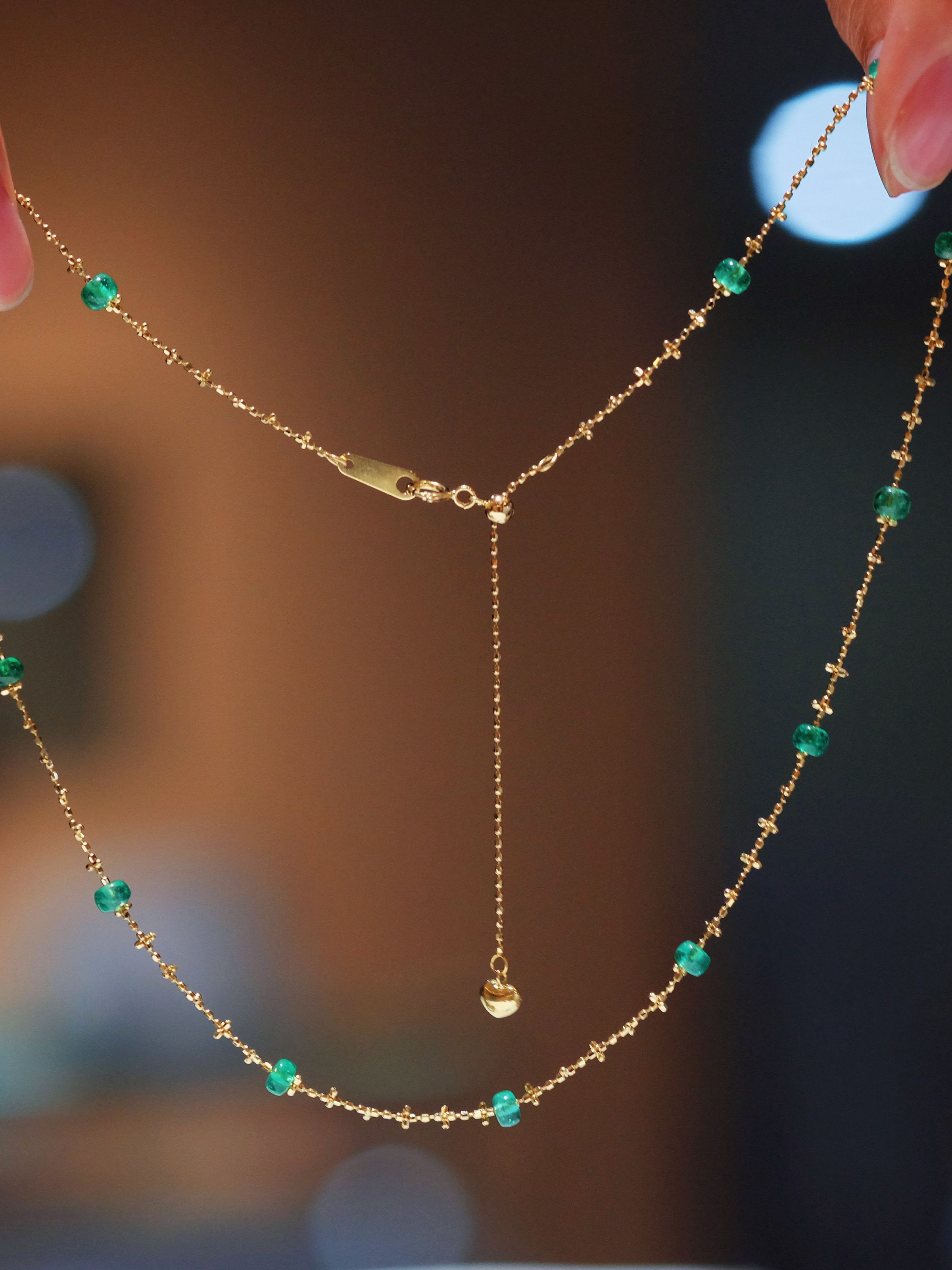 エメラルドネックレスk18