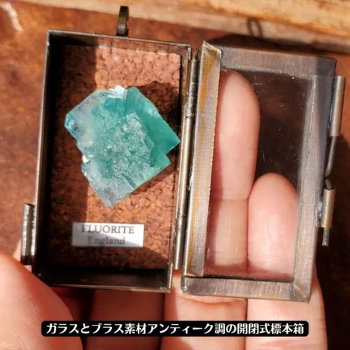 エルフの魔法が宿る、鉱物標本型ペンダント ネックレス・ペンダント