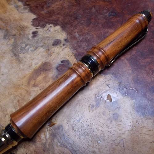 寒緋桜(沖縄の桜) シガータイプのボールペン 手作り品！ ペン・筆記