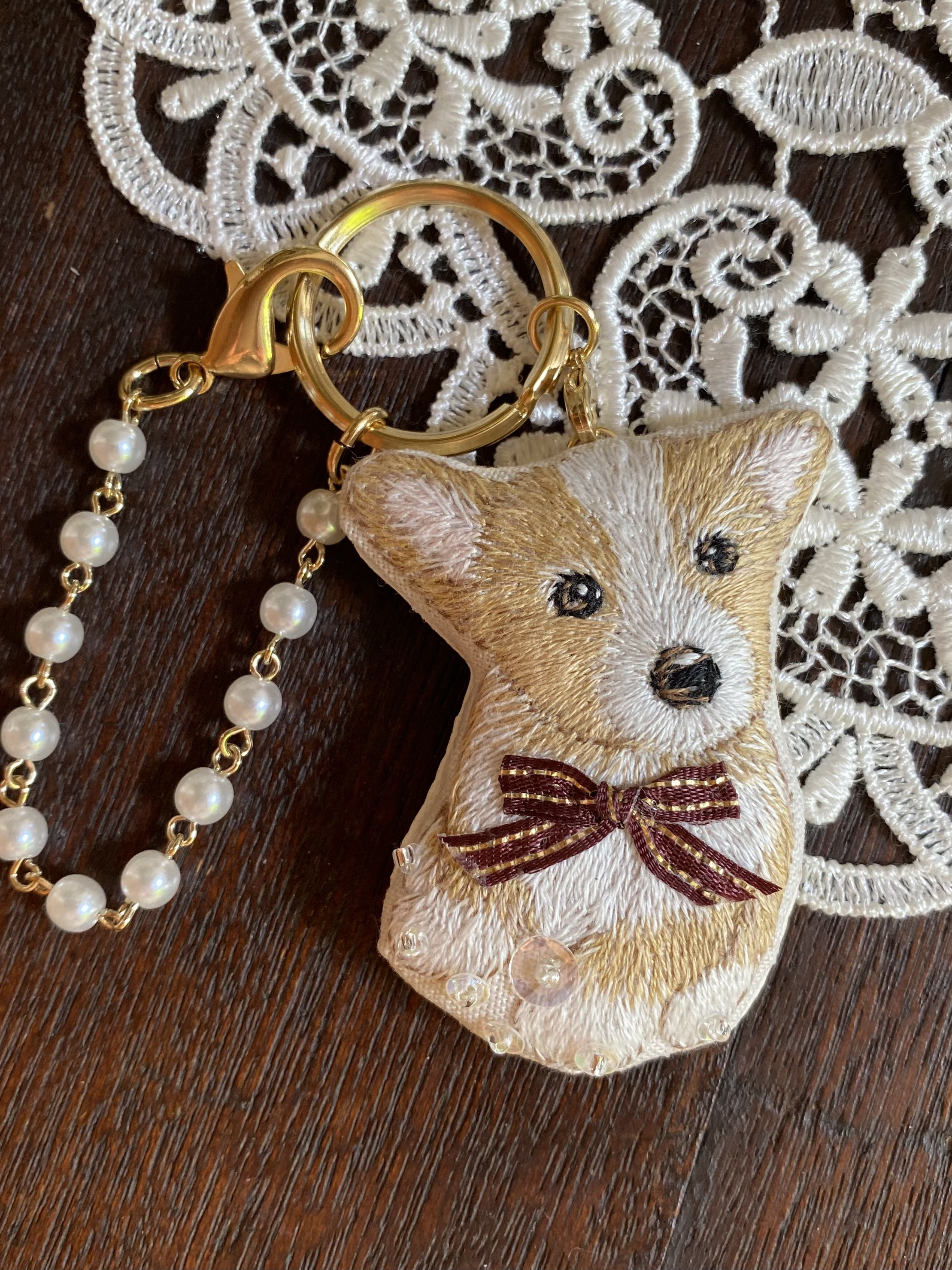コーギー バッグチャーム キーホルダー 手刺繍 プレゼント