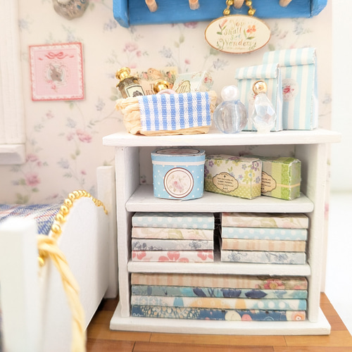 ドールハウス　ミントブルーのお部屋 子ども部屋(ブルー)』ミニチュアドールハウスの完成品です その他