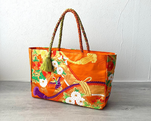 帯リメイクバック、ハンドメイドバック 帯のリメイクバッグ/セレモニー/荷物をコンパクトにまとめて持ち運び