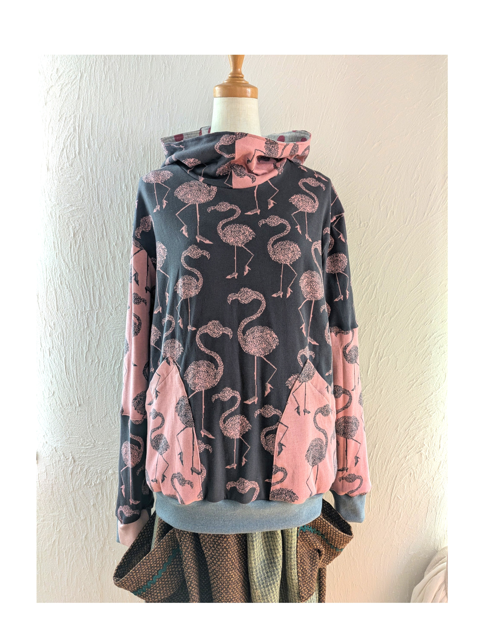 フラミンゴ柄☆良質maffon生地使用パーカー☆